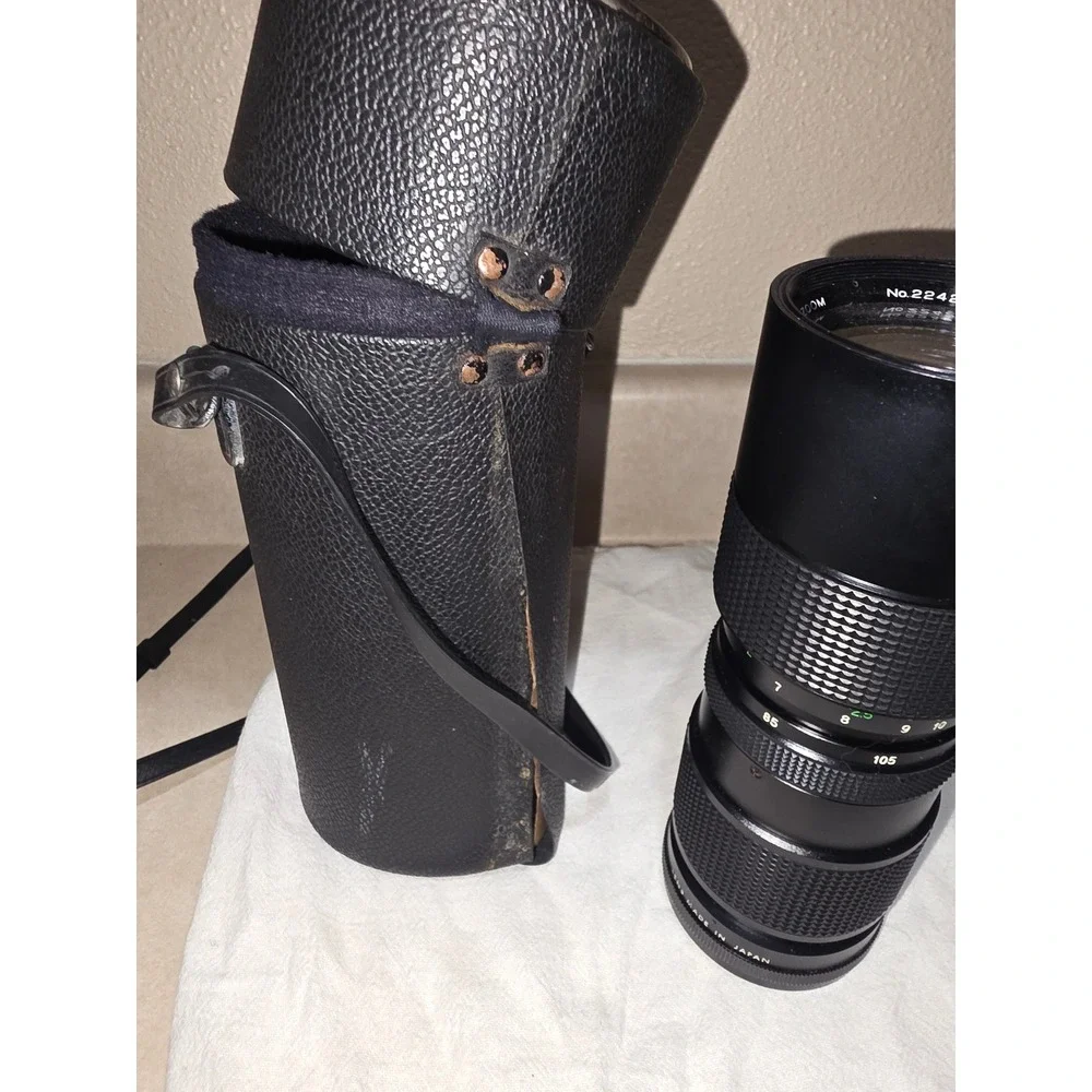 Vivitar 85-205mm f3.8 Auto Zoom Lens for Nikon F Mount with Case Vintage Japan